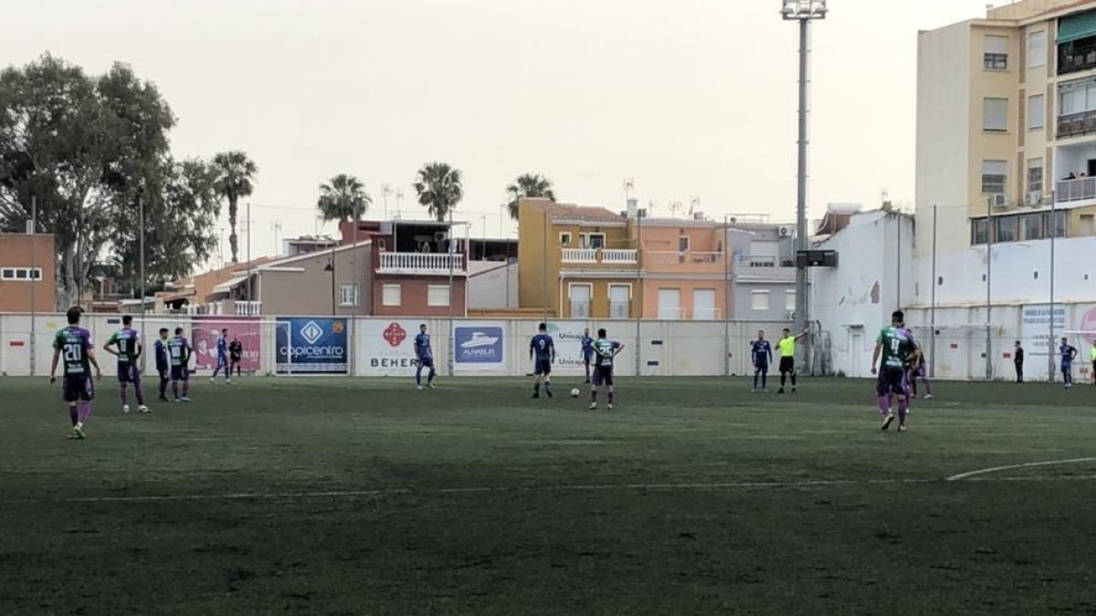 Condemnen a 20 anys de presó dos futbolistes que van apunyalar a un jugador rival