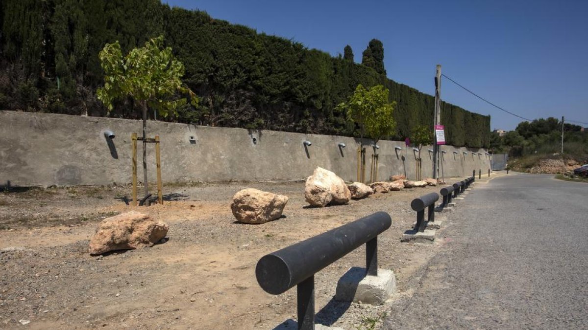 El 24 de junio entrará en funcionamiento la 'Parada|Puesto Disuasivo Cementiri' de la línea L21