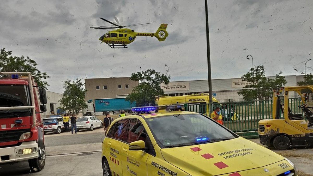 Un trabajador herido de gravedad en un accidente laboral en Valls