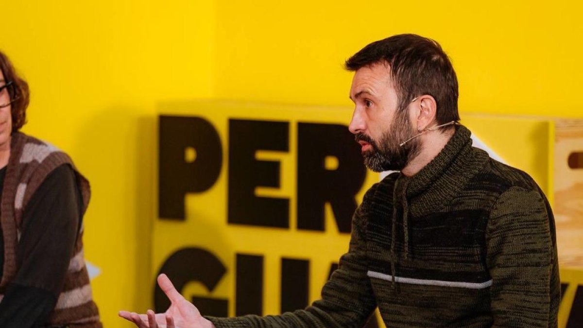 Pla mitjà del candidat número u de la CUP per Lleida, Pau Juvillà, dijous 11 de febrer del 2021. Horitzontal