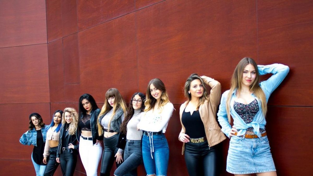 Nou joves de Tarragona superen el càsting per ser les noves 'Noies Coyote'