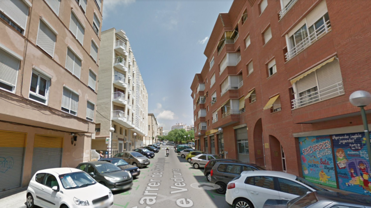 Un incendi a la cuina d'un pis a Tarragona deixa dos ferits per inhalació de fum