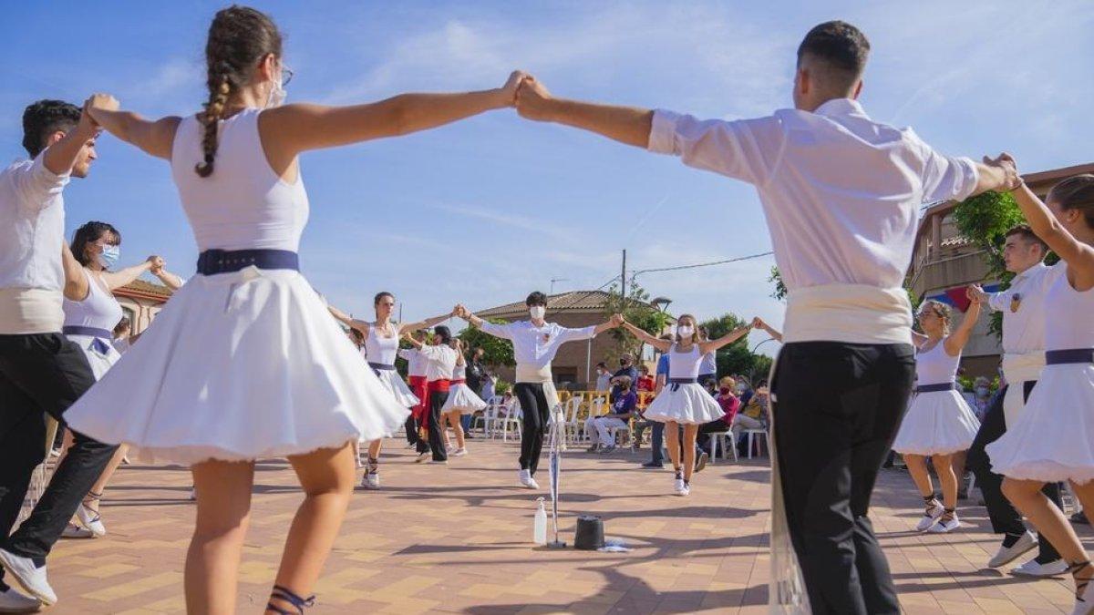El Concurso de Sardanas Villa de Constantí llena la plaza