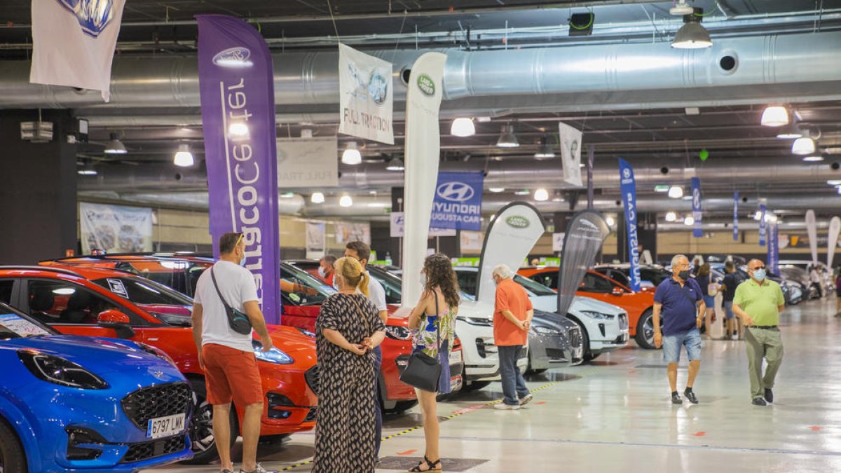 L'Expofira Km0 tanca la amb gairebé 300 vehicles venuts i 6.000 visitants