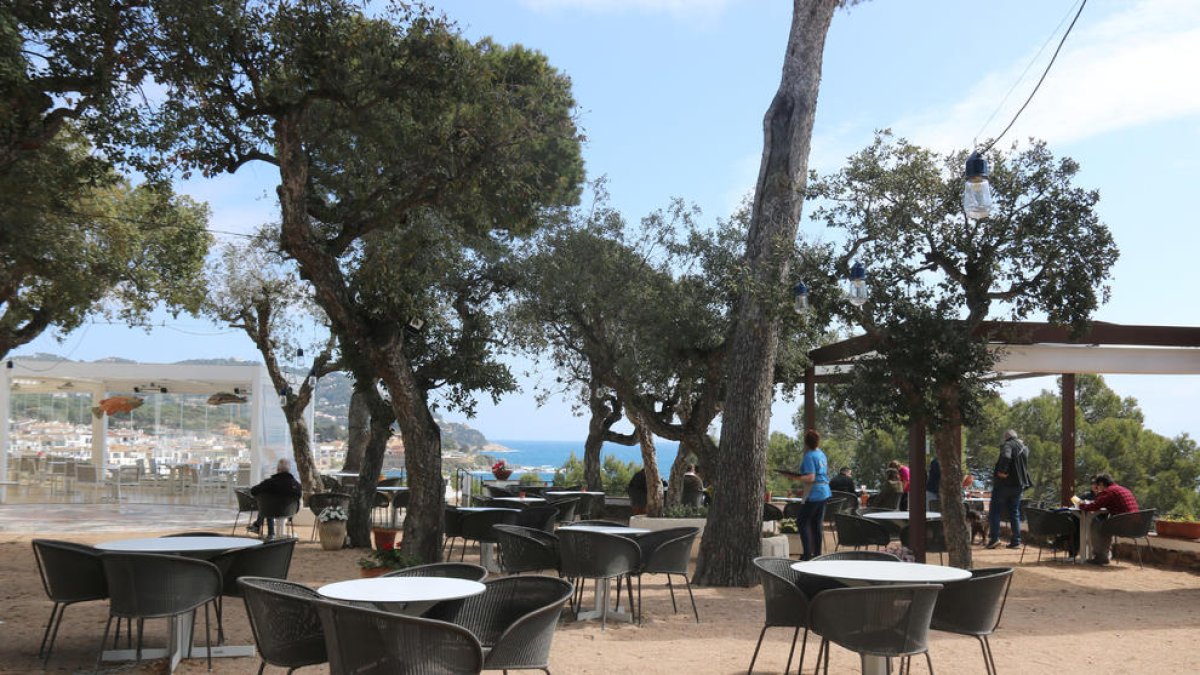 L'hostaleria catalana exigeix als polítics que «mirin més enllà del seu melic» i facin govern