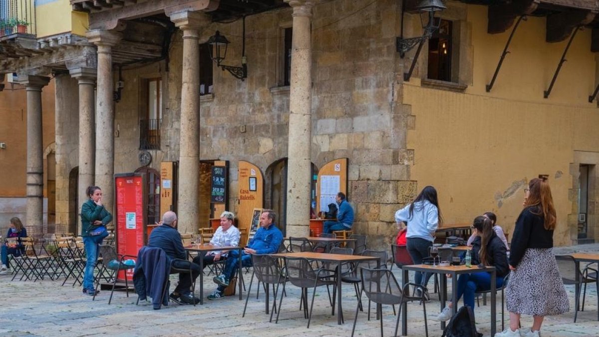 bar, restaurant, terrassa, restauració, pandèmia, reobertura, horari, restriccions, Tarragona, coronavirus, covid-19, mascareta, reunions socials, clients, amics, trobades