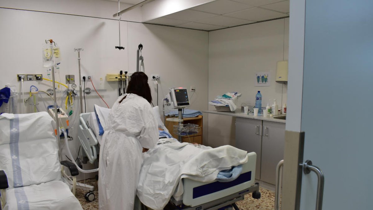 Es manté l'estabilitat als hospitals de Tarragona i l'Ebre i segueix baixant el risc de rebrot