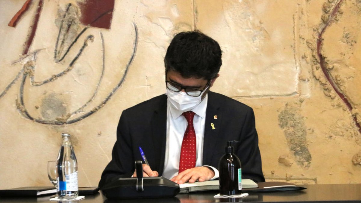 El Govern elimina el veto als actes amb el Rei i envia Puigneró al sopar del Cercle d'Economia amb Felip VI