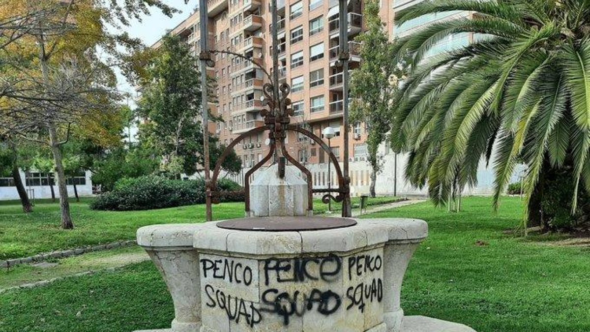 Hasta 17 monumentos de Tarragona han sufrido actos vandálicos este año