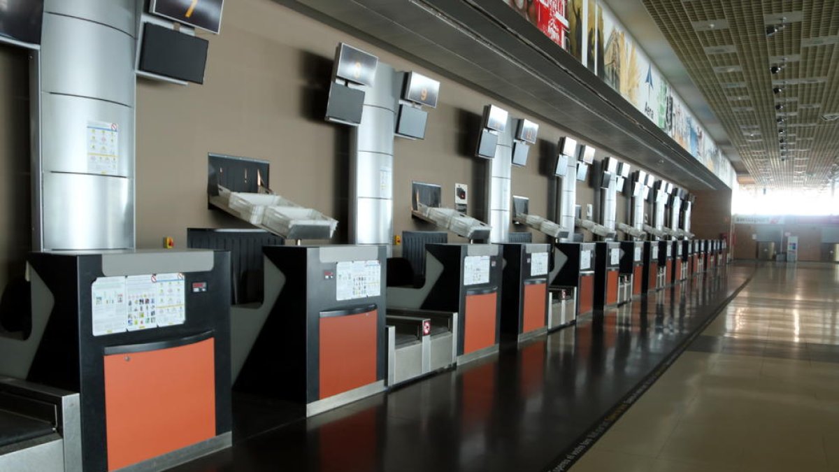 Aeroport de Reus, passatgers, aerolínies, taulells, pandèmia, coronavirus