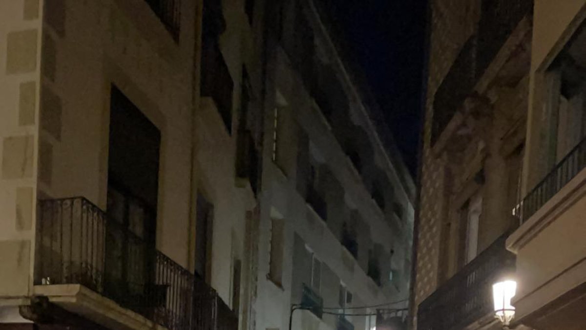 Intervenen a un local a Reus per superar l'aforament permès