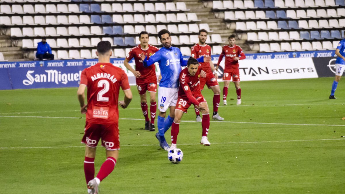 Los graves errores arbitrales ponen en peligro la temporada del Nàstic