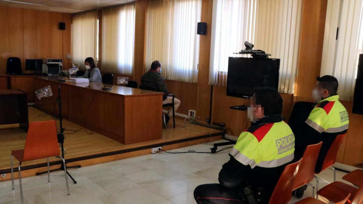 Pacten 21 anys de presó per a l'home acusat d'abusar sexualment de quatre menors a Reus