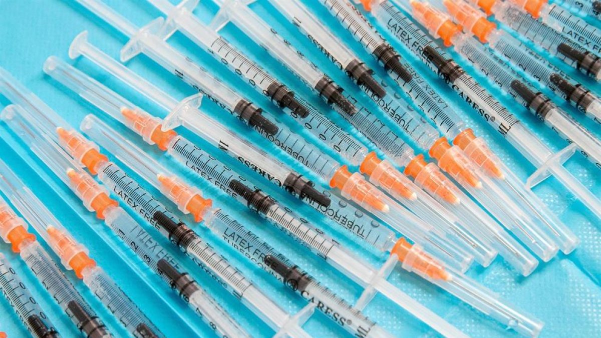 Sanidad lanza la campaña 'Yo me vacuno seguro'