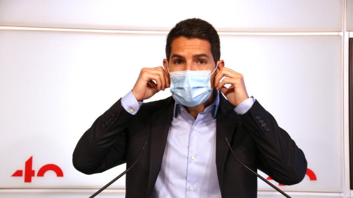 Cs demana obrir l'oci nocturn per evitar 'botellons'