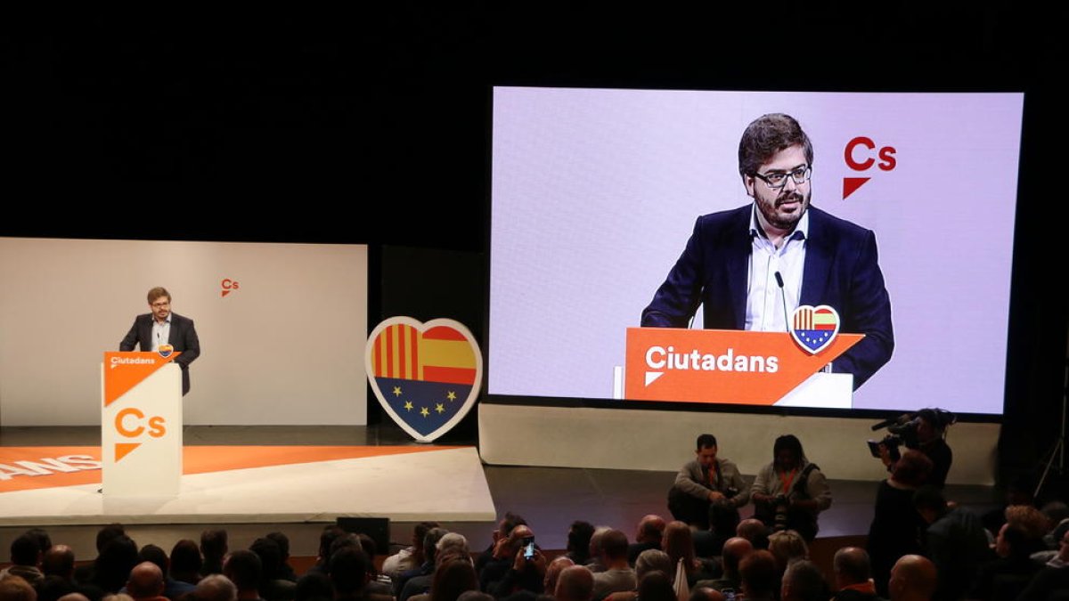 Arrimadas reúne a su Ejecutiva Nacional para analizar las encuestas y los abandonos