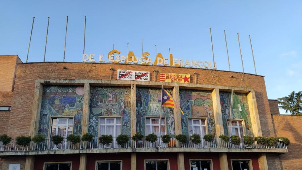 Instalarán placas solares en el tejado del Casal de l'Espluga de Francolí