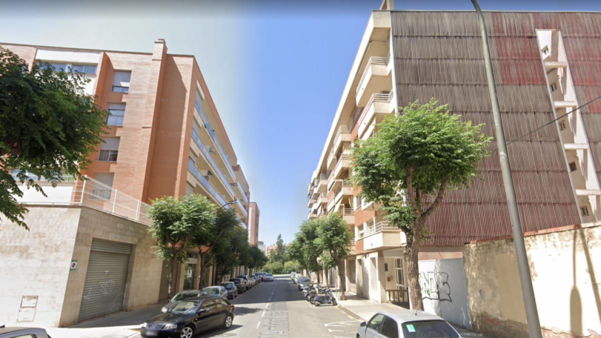 Cuatro detenidos por increpar y agredir agentes de los Mossos en una intervención en un piso de Reus