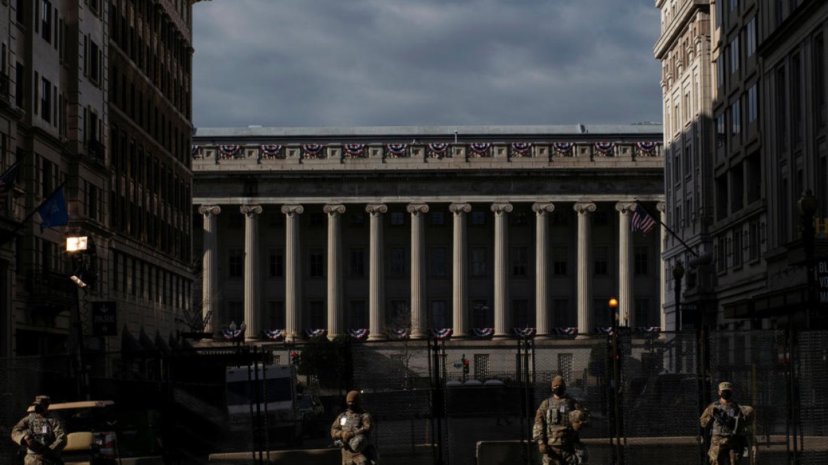 Dispositiu de seguretat amb més de 25.000 soldats per la inauguració de la presidència de Biden