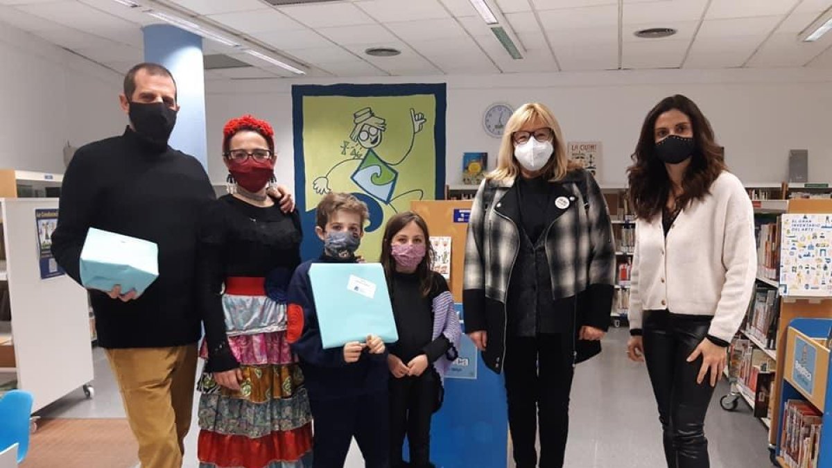 La Biblioteca de Cambrils lliura els premis als millors lectors del 2020