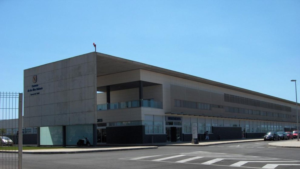 Una muerta y tres heridos en una colisión frontal en Menorca