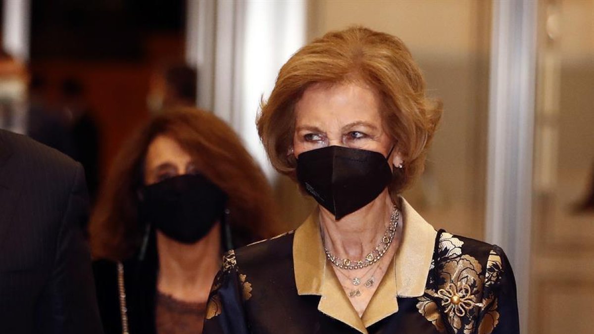 La reina Sofía, vacunada contra la covid-19