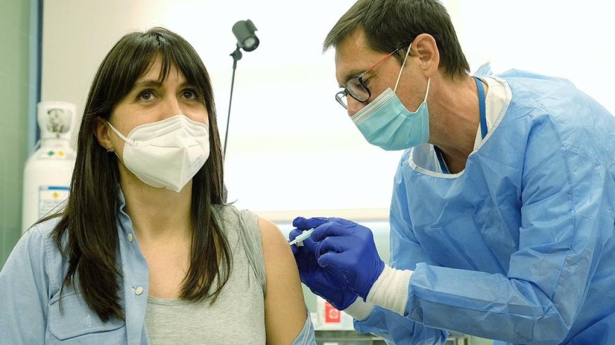 Mas d'Enric, vacunación, vacuna, Oxford, Astrazeneca, profesionals, prisión, funcionarios, covid, coronavirus, pandemia centro penitenciario, Catllar