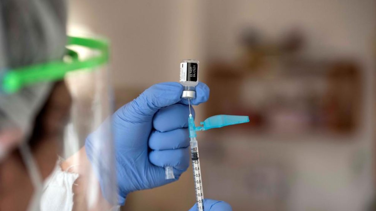 Los mayores de 80 años, siguiente grupo que será vacunado