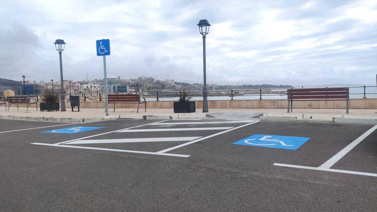 El Port Tarragona habilita siete nuevas plazas de aparcamiento para personas con movilidad reducida