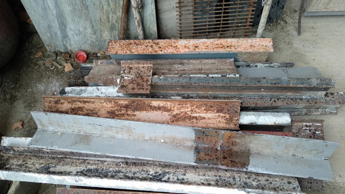 Los Mossos d'Esquadra detienen a dos hombres en Montblanc por tres robos con fuerza