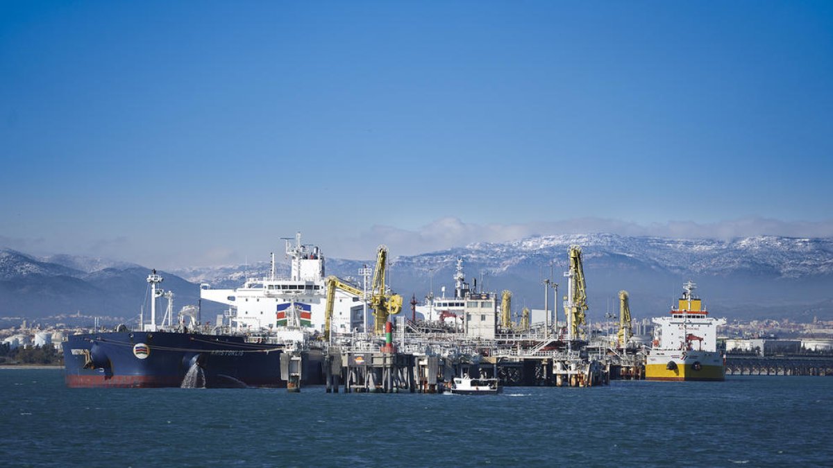 Las exportaciones tarraconenses crecen un 1,9% en enero impulsadas por el sector químico