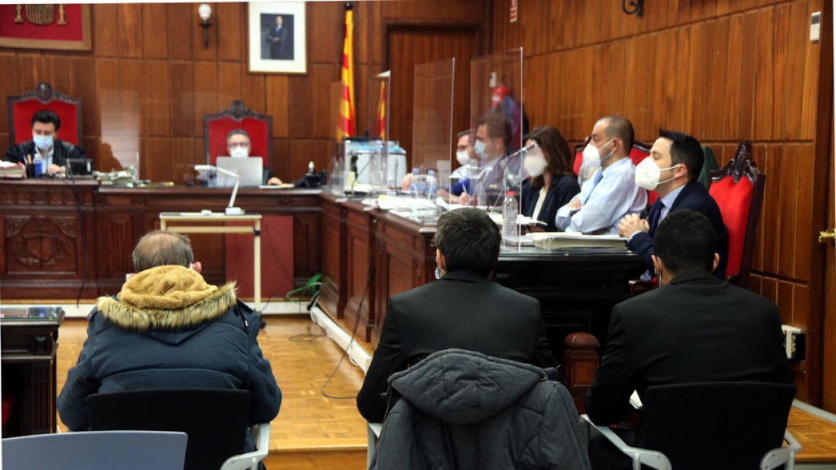 La fiscalía mantiene la petición de 17 años de prisión para los dos acusados del crimen del Montmell