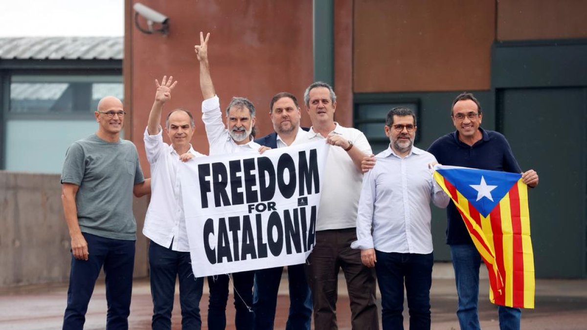 Los presos independentistas de Almeces salen libres después del indulto