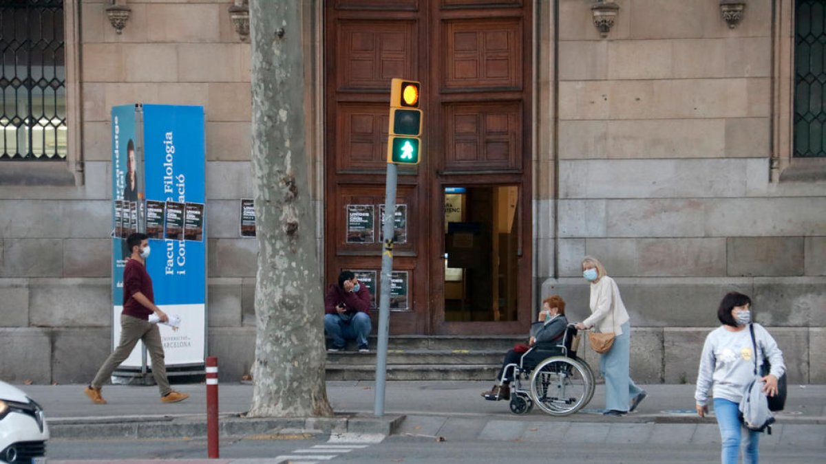 El TSJC anul·la una declaració de suport del Claustre de la UB als polítics presos