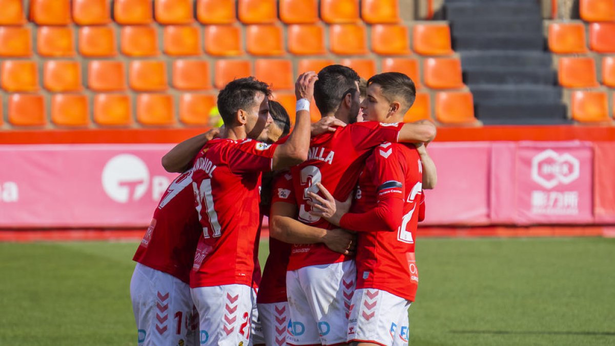 El Nàstic de Toni Seligrat marca casi siempre después del descanso