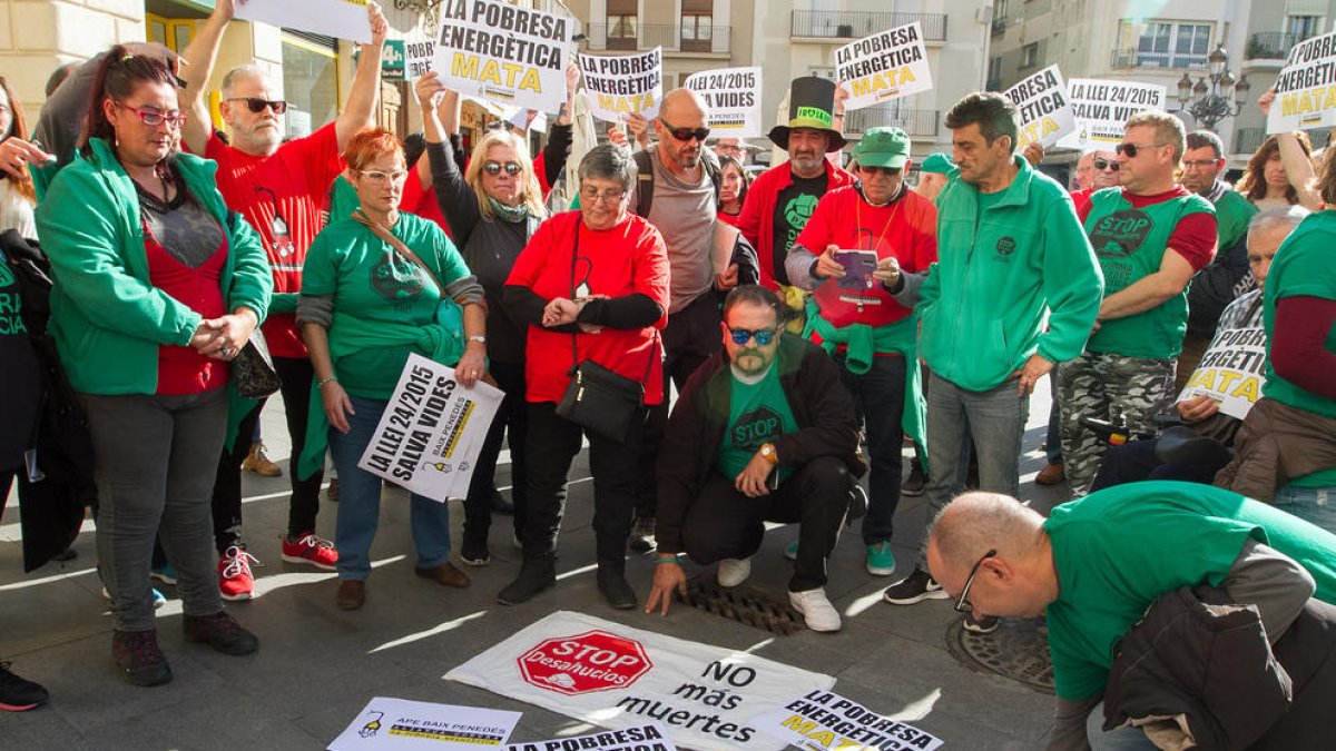 Rebuig de les entitats socials per l'anul·lació de la multa a Gas Natural