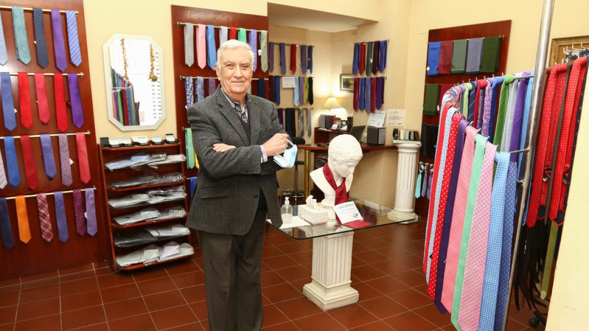 «Las corbatas son un género noble, me gustan mucho y he llevado toda la vida»