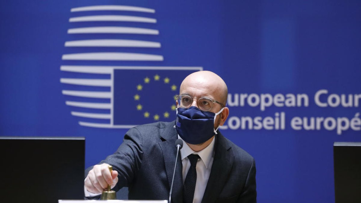 La UE avisa que utilitzarà «tots els mitjans legals disponibles» per forçar les farmacèutiques a complir amb les vacunes