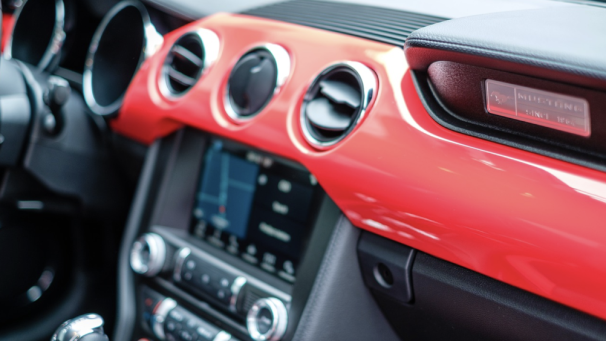 Disuelta una quedada para saltarse restricciones para mostrar coches 'tunning'