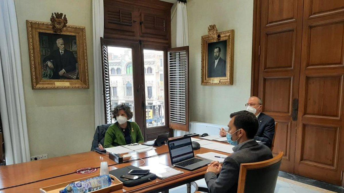 El Ayuntamiento de Reus aprueba la memoria de viabilidad para la creación de la empresa de energética municipal