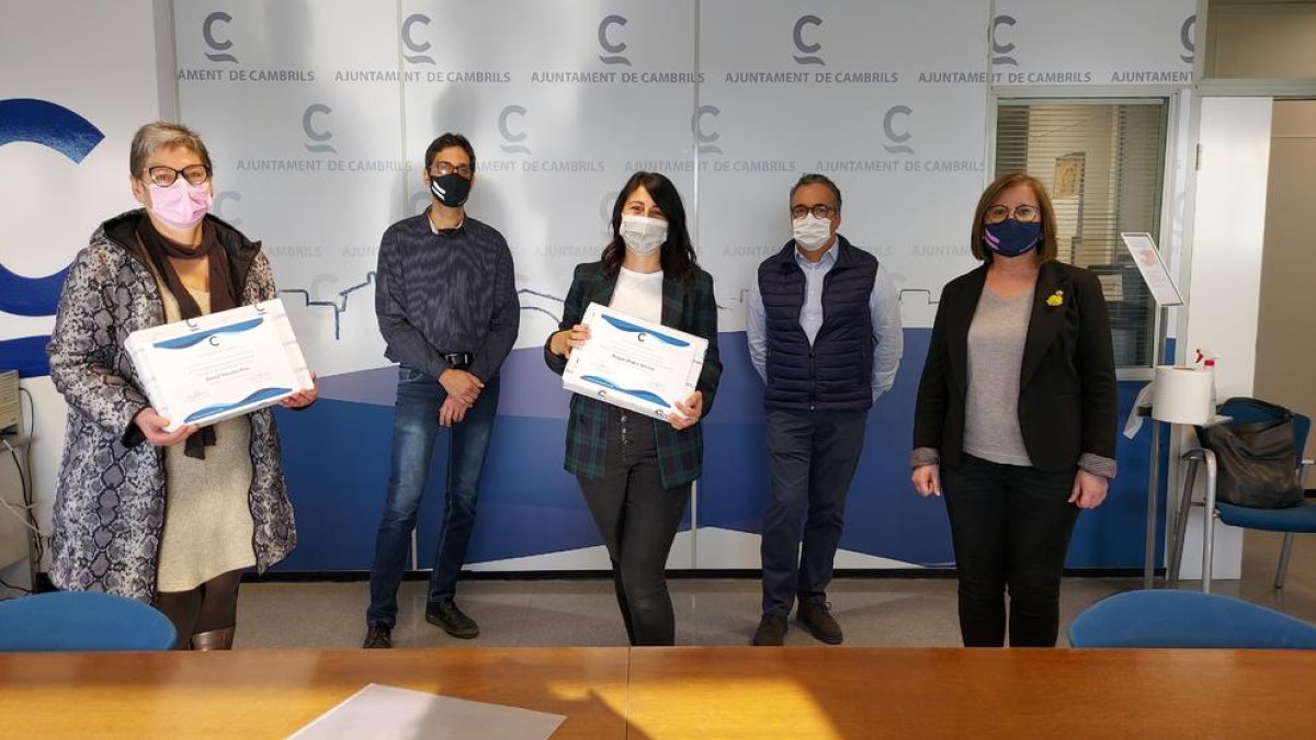 El Ayuntamiento de Cambrils entrega los Premios de Excelencia al alumnado con la nota más alta