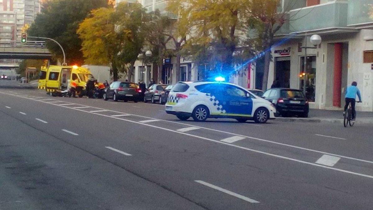 Ferit un motorista en ser atropellat per un cotxe al centre de Tarragona