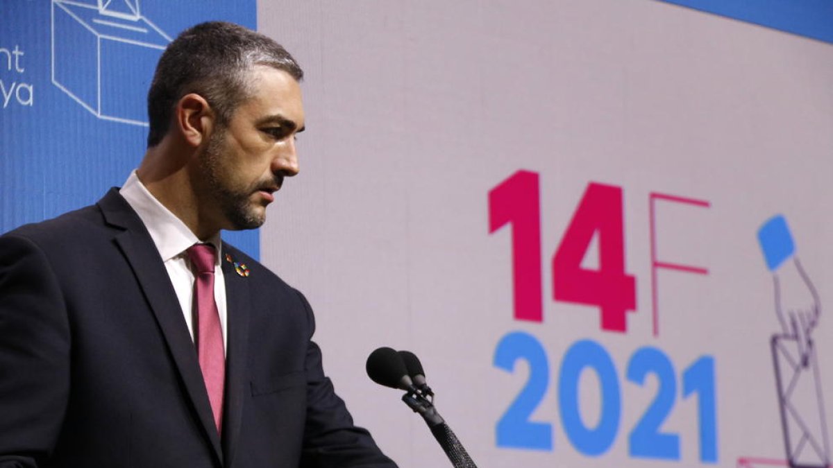 Solé exige por carta en el gobierno español que el sistema actual de voto exterior no siga «ni un día más»