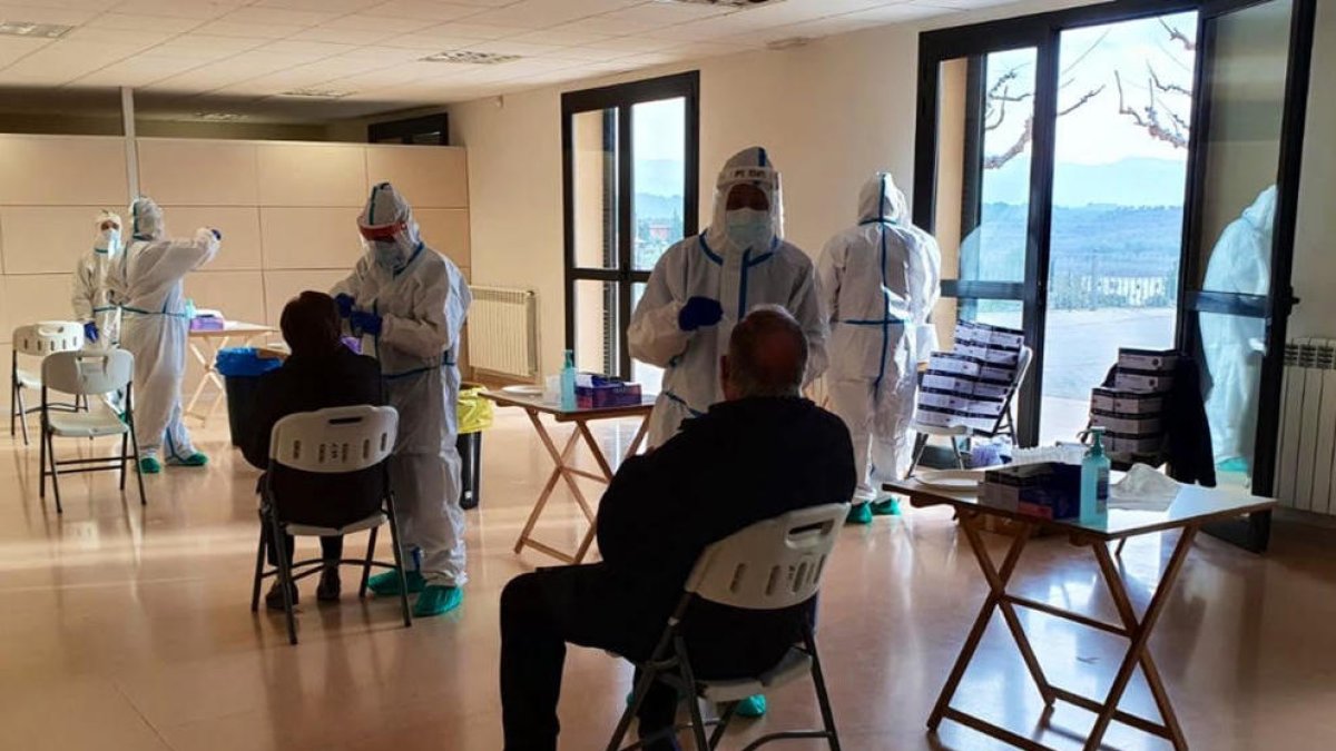 Una vetlla al tanatori de Móra d'Ebre, possible origen del brot del Masroig