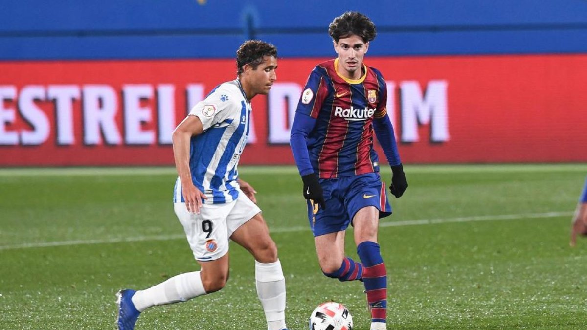 Becerra i Max, los dos máximos peligros de un Espanyol B que se hace fuerte en campo propio