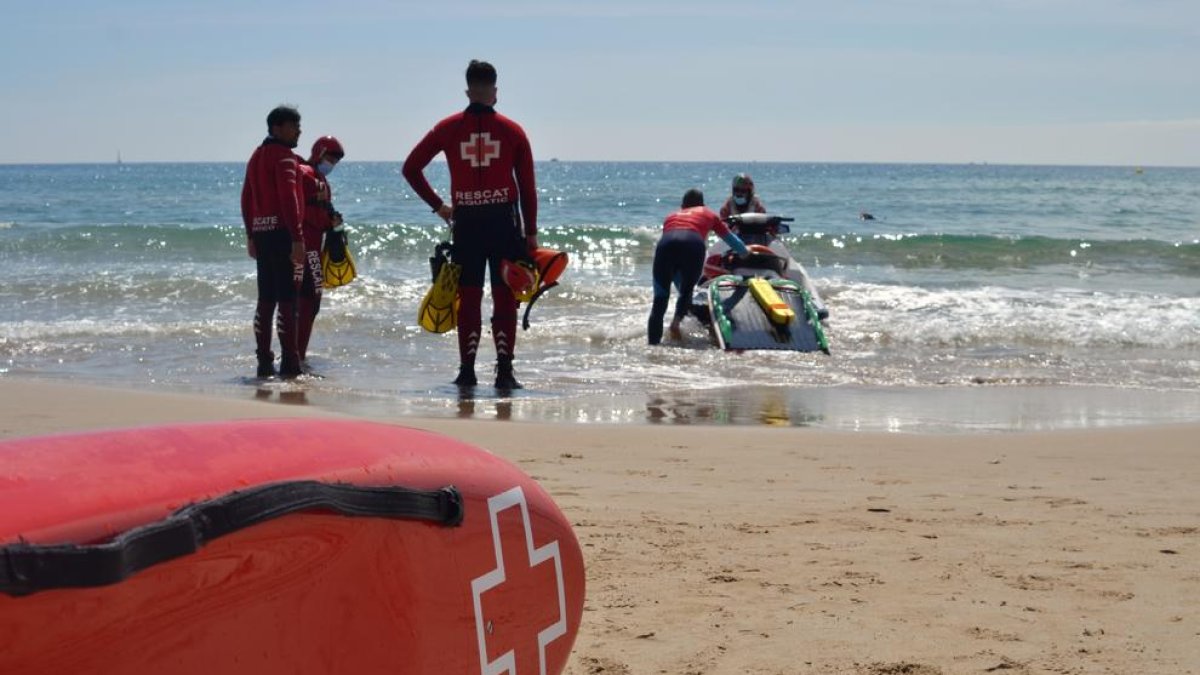 Los socorristas iniciarán su servicio los fines de semana a partir del 15 de mayo