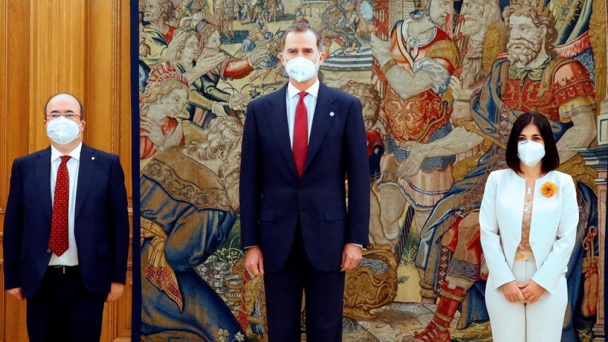 Darias i Iceta prometen els seus càrrecs davant Felip VI a la Zarzuela