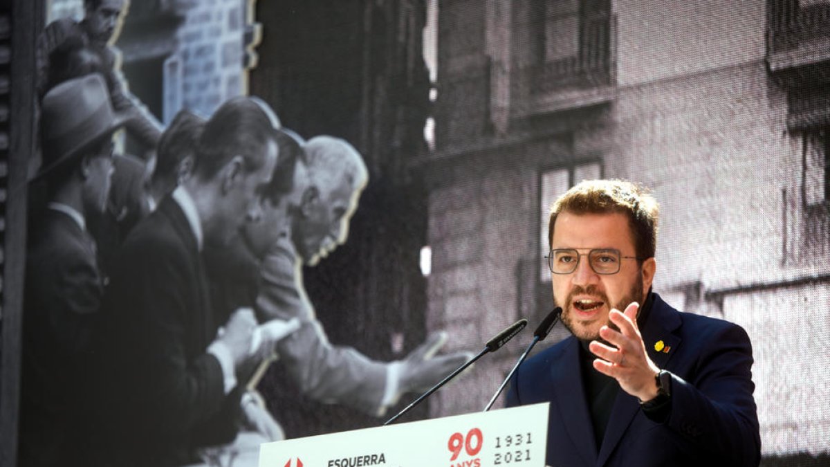 Aragonès pacta amb la CUP sotmetre's a una qüestió de confiança a mig mandat