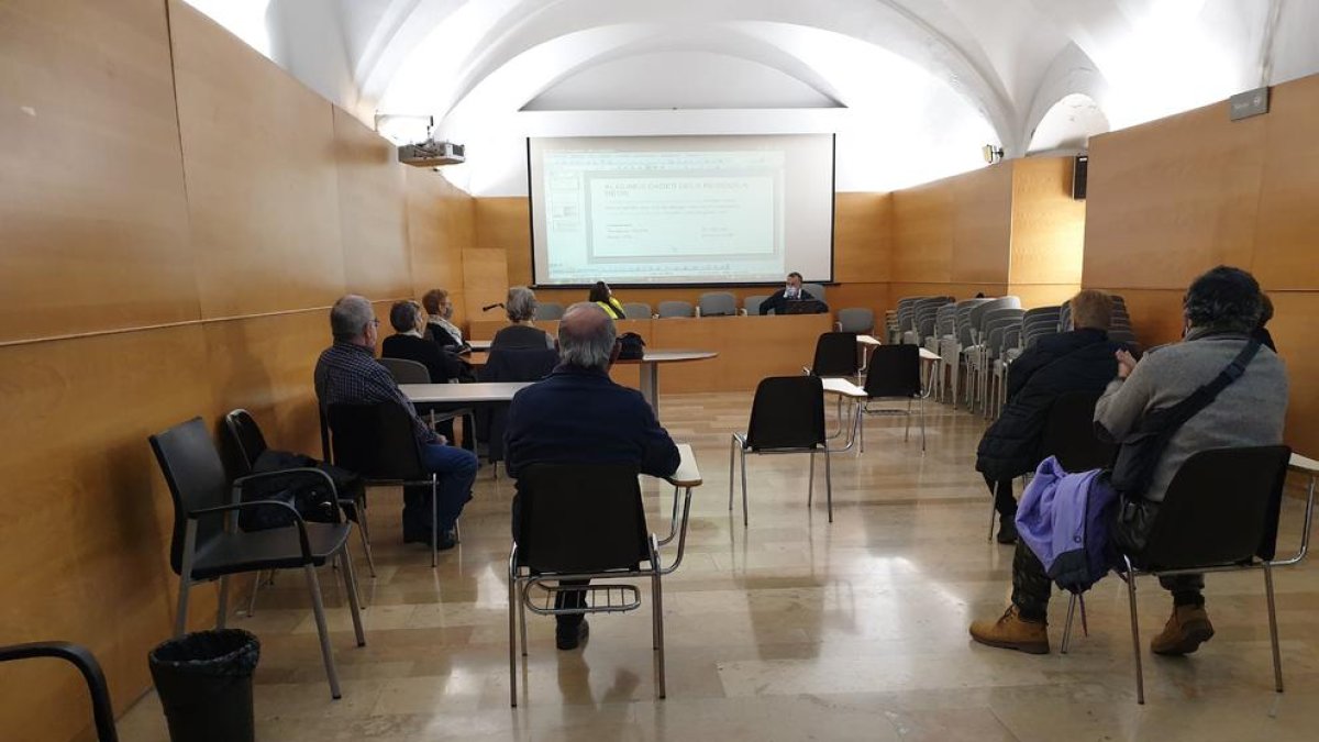 La campanya per fomentar el reciclatge de residus a Reus arriba a l'equador