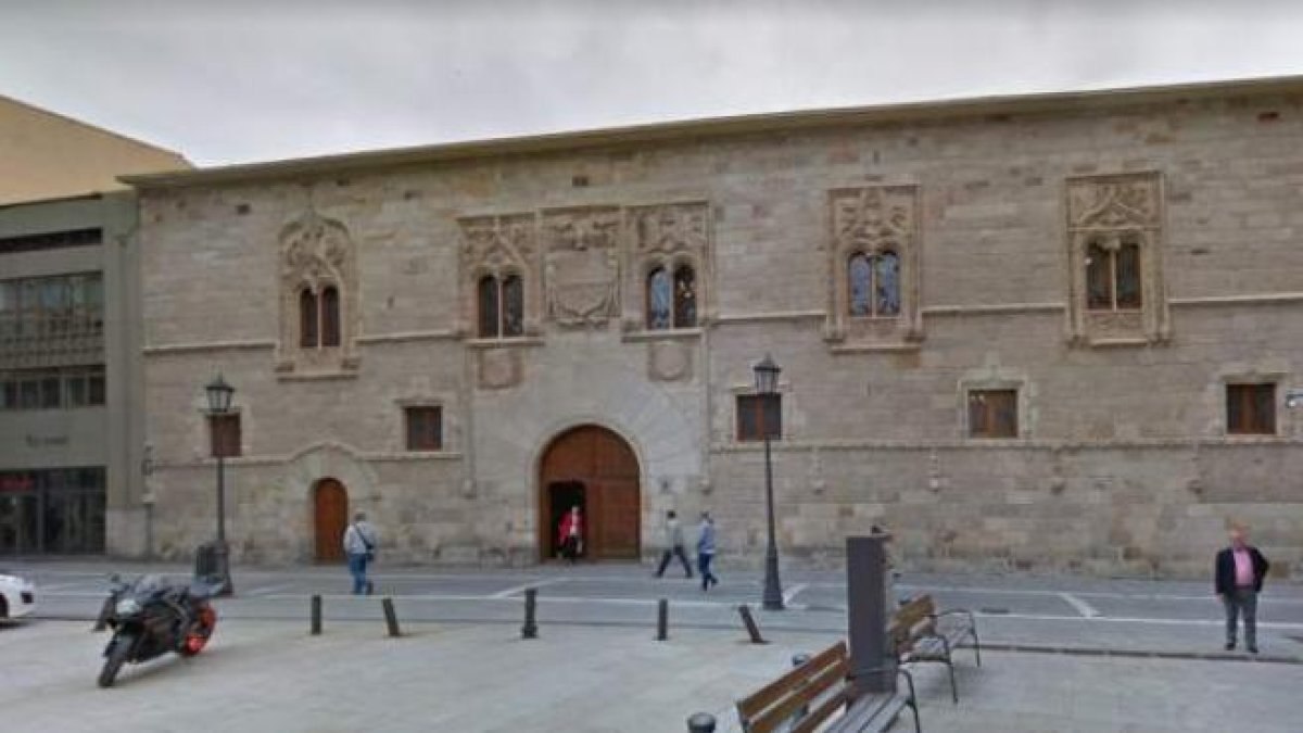 Piden 20 años de prisión por|para abusos y agresión sexual a su nieta